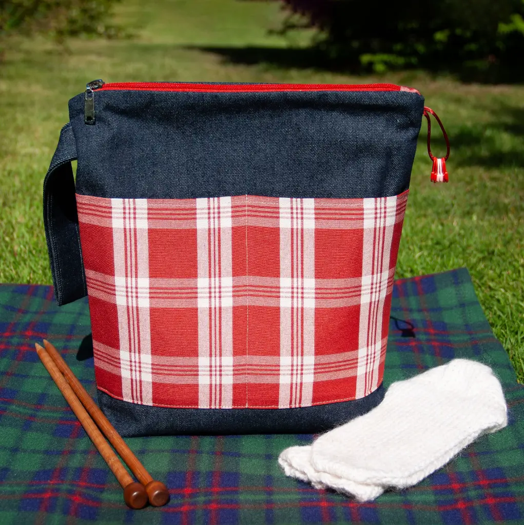 Zipper Denim Rustikana Red XL Front 2.webp