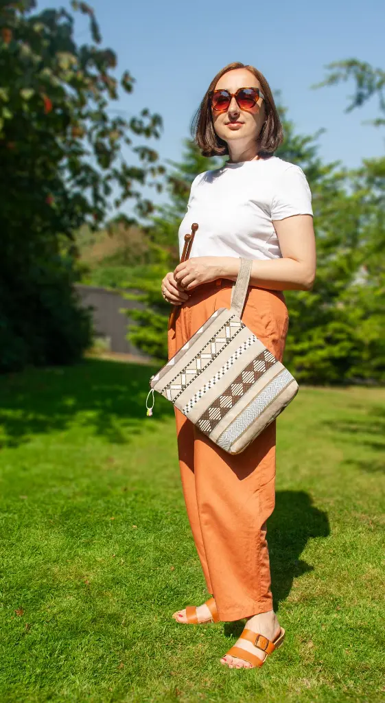 Zipper Stripe Ayrin Coffee  XL with Nadiia.webp