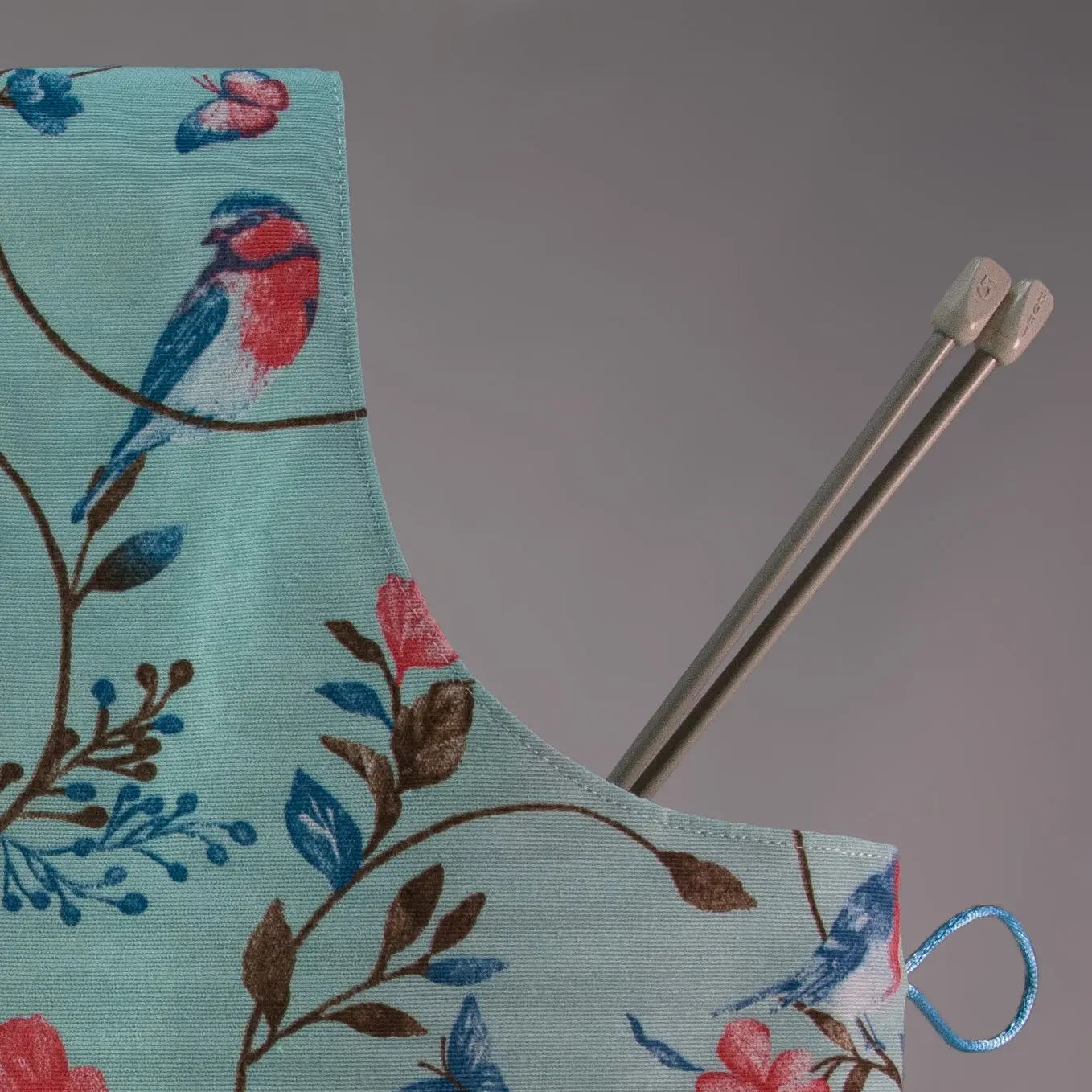 Right Front Wrist Bird  Bullfinch Azure L.webp