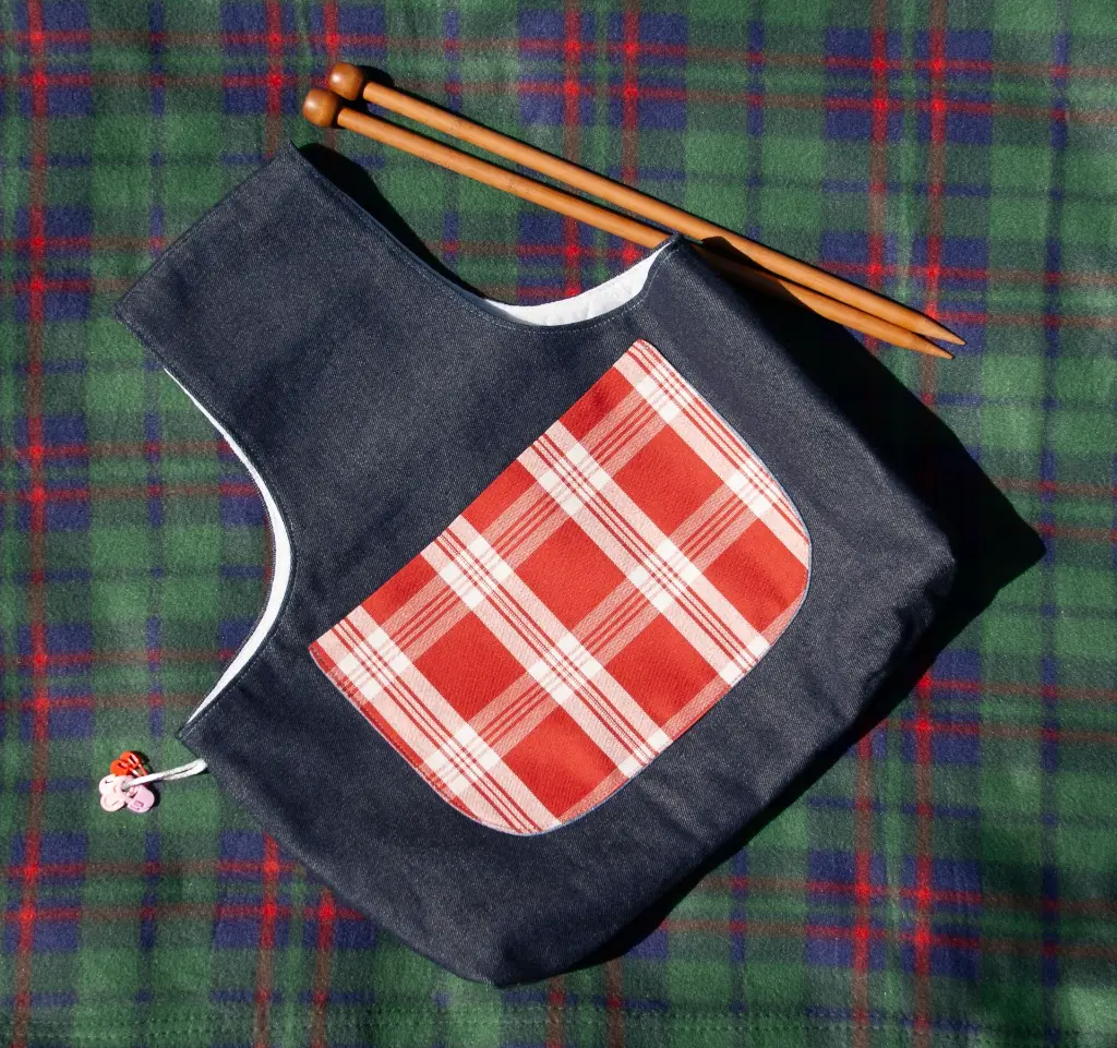 Wrist Denim Rustikana Red L on the Floor.webp