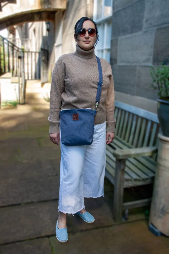 Medium Crossbody Bag Orsa Cornflower Brown M.webp