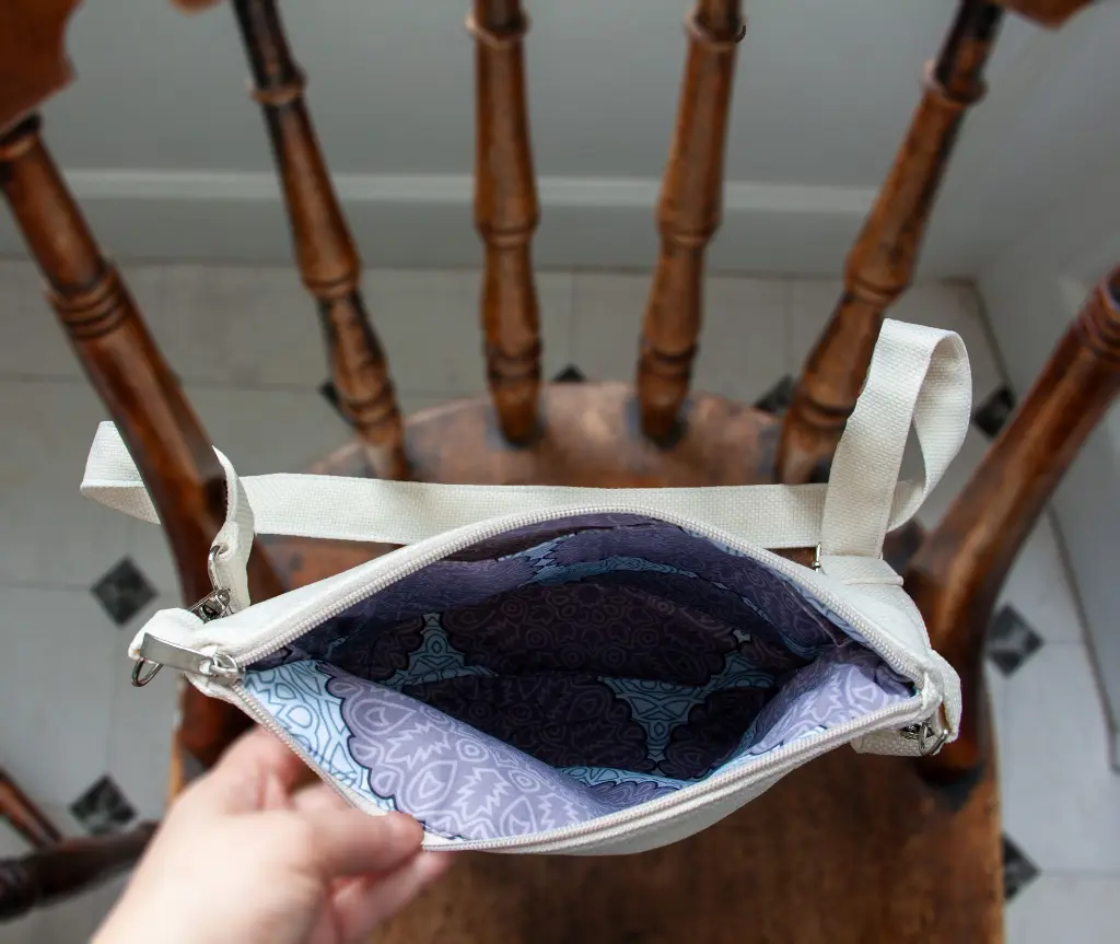 Crossbody Bag Orsa Cream Milk M Inside.webp