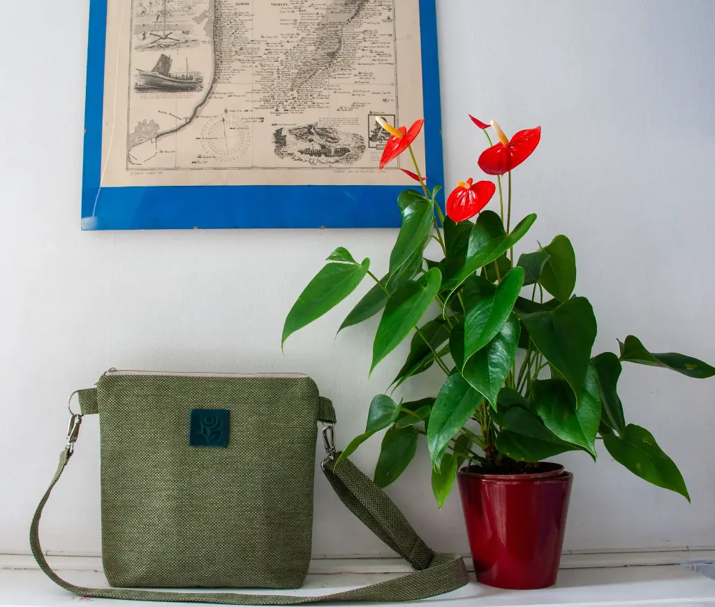 Front Crossbody Bag Orsa Green Brown M.webp